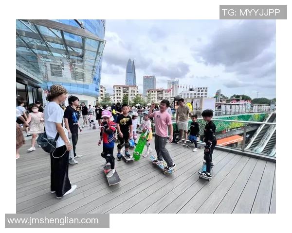 深圳极限运动队在世界滑板锦标赛中的辉煌突破与成长之路